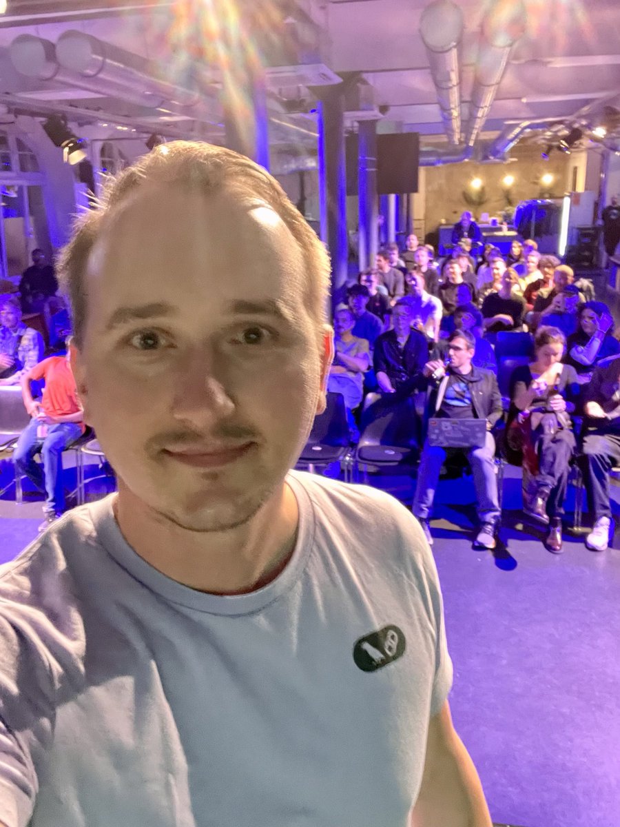 Christian Bromann tweet media