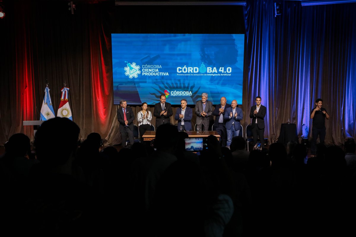 gobdecordoba's tweet photo. 📍👉 Con la creación del #CEIT y el lanzamiento de estas nuevas herramientas de financiamiento, reafirmamos un modelo de desarrollo basado en el conocimiento, la innovación y la producción, consolidando a la provincia como referente nacional en políticas de ciencia y tecnología aplicadas al desarrollo económico y social 🚀.
🗣️💬 “Innovar es crecer. Córdoba demuestra que apostar al conocimiento no es un gasto, es la mejor inversión en el futuro de nuestra gente”, concluyó @MartinLlaryora .