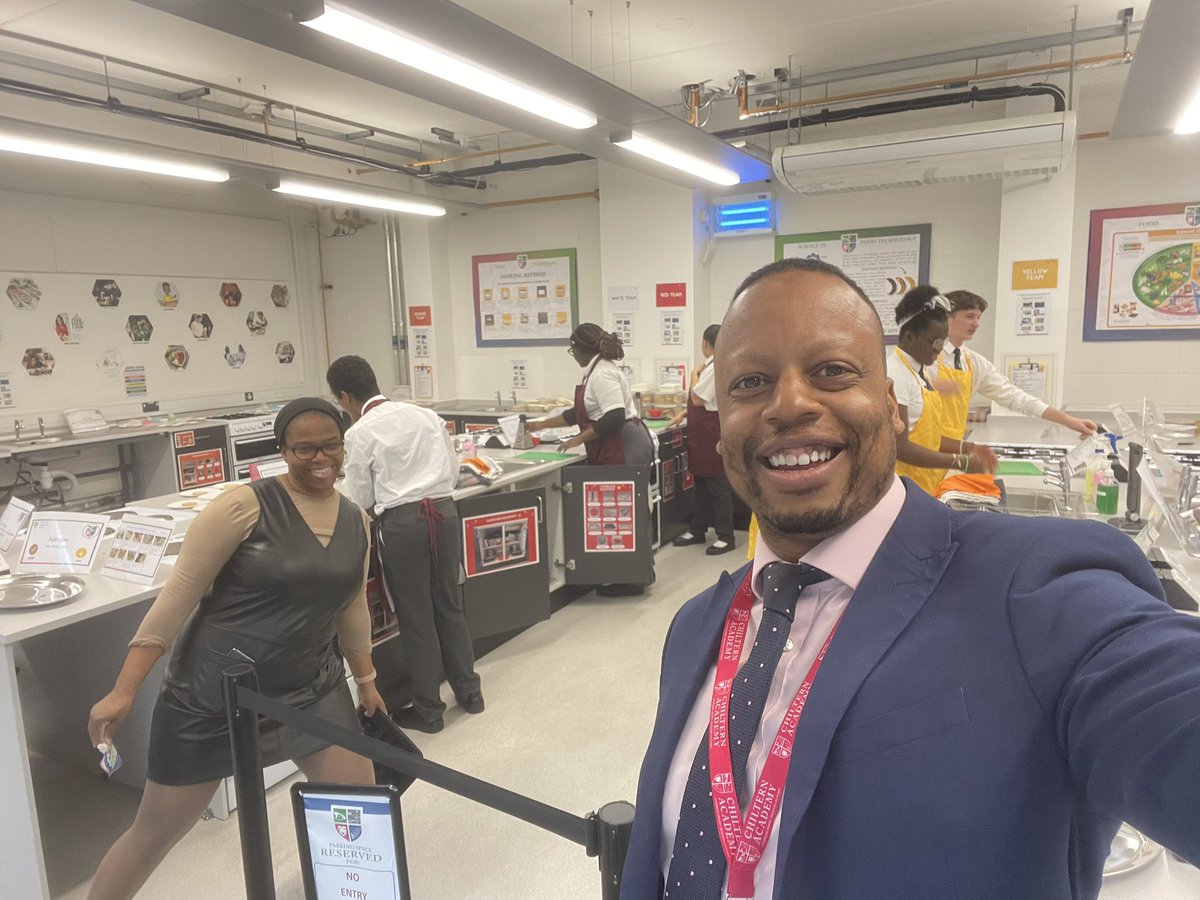 Carl Belle tweet media