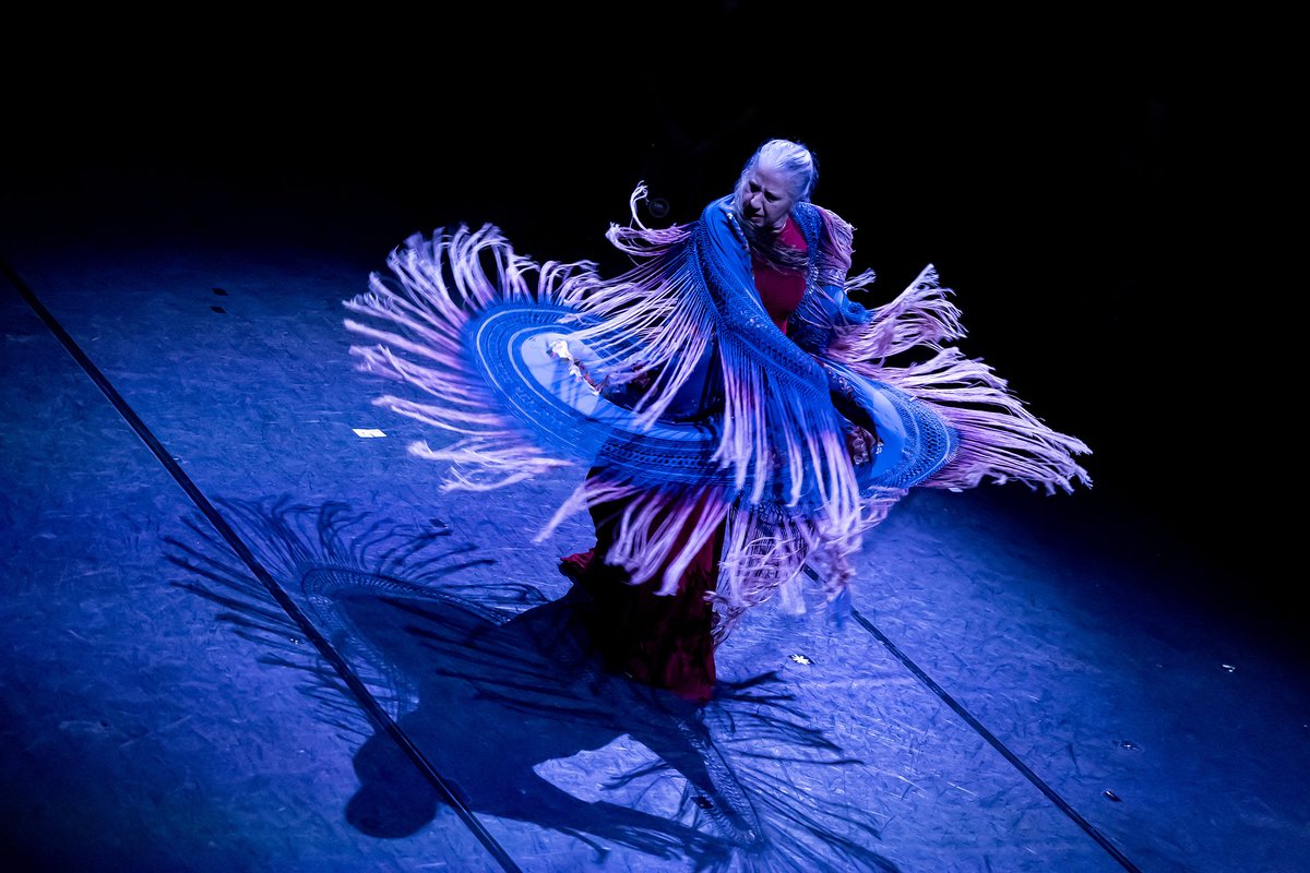 La bailaora María Pagés en su espectáculo 'Amor de dios' en el <a href="/TeatroCervantes/">Teatro Cervantes</a> 📷 Daniel Pérez / Teatro Cervantes #danza