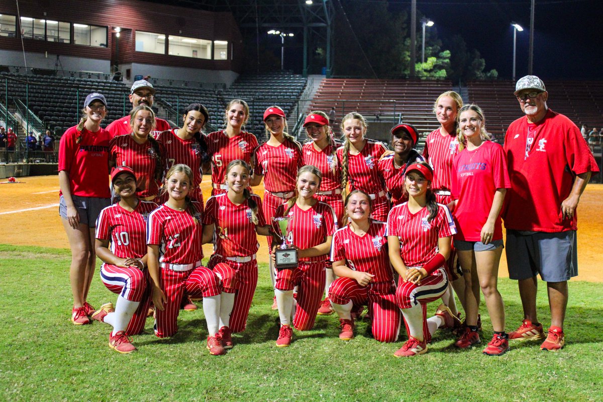 StrongRockChristian tweet media