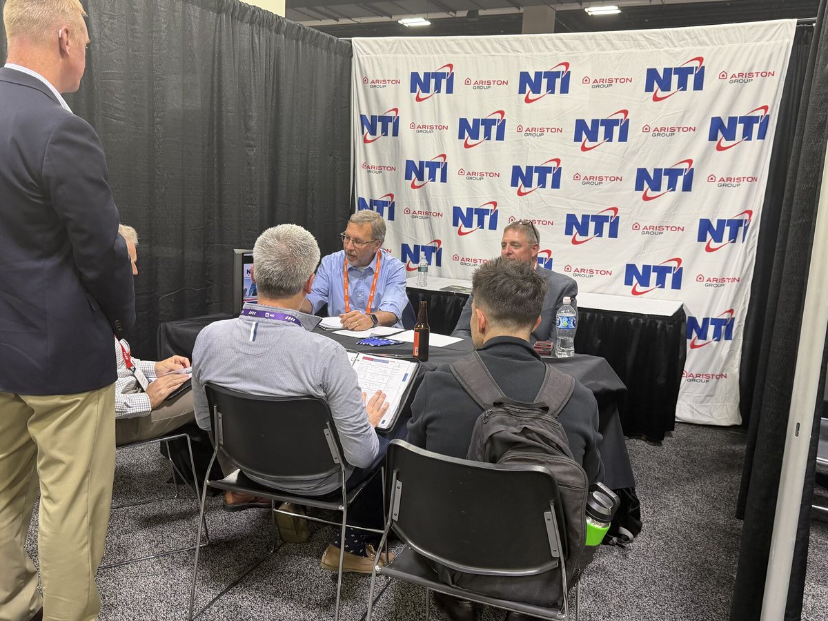phcppros's tweet image. We wrapped up the final day at the AD PHCP North American Meeting yesterday with one-on-one booth appointments. Suppliers and wholesalers connected, planned, and built success together. More to follow in the pages of #TheWholesaler magazine!