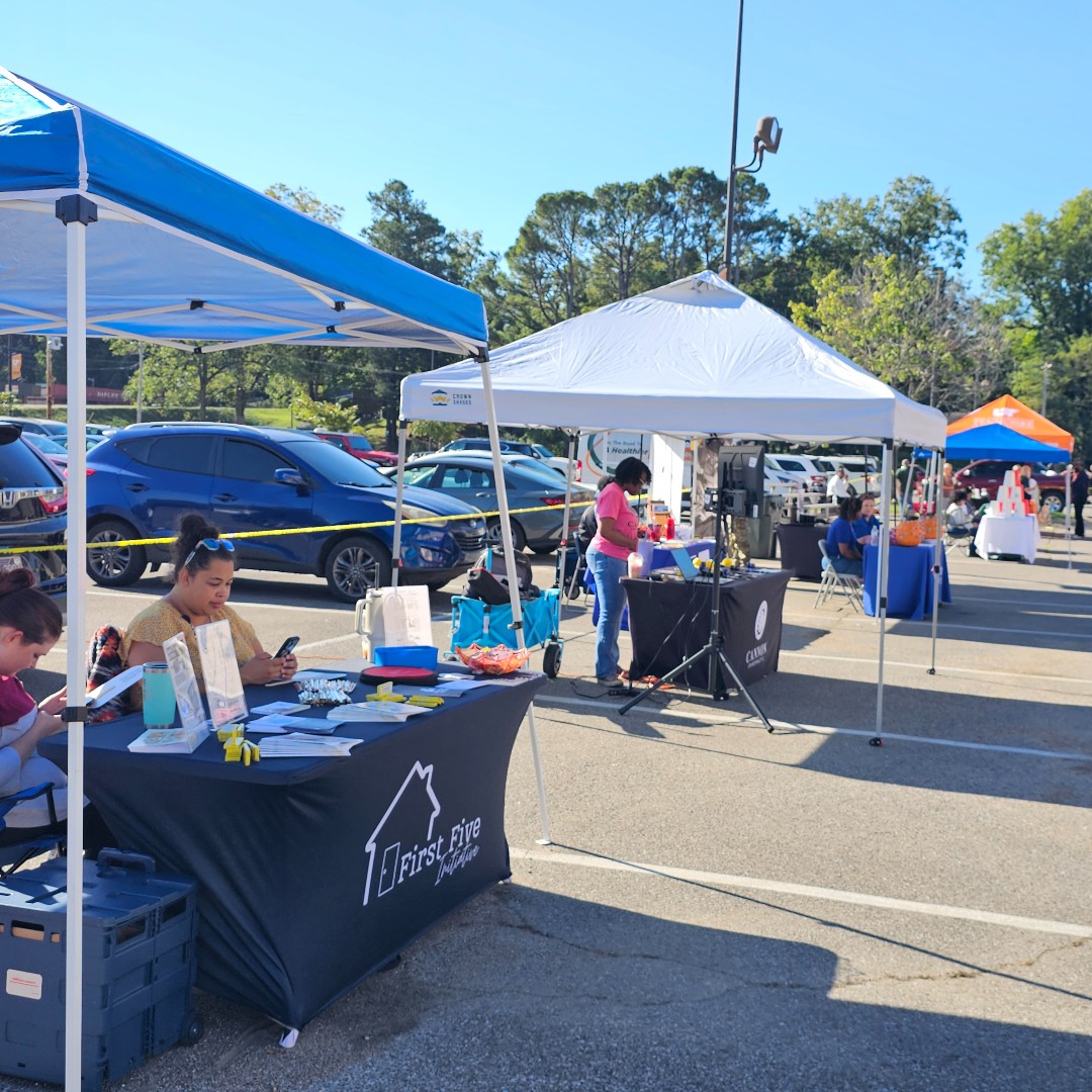 UTFCU's tweet photo. 🍁🎉 Our Martin branch had a blast at the UT Martin-Ripley Center Fall Festival celebrating 20 years in Ripley! Great food, music &amp; community fun—thanks to everyone who made it happen! 🧡 #UTFederalCreditUnion #UTMartin #RipleyTN #CommunityFirst https://t.co/xoW3S4Ax0L