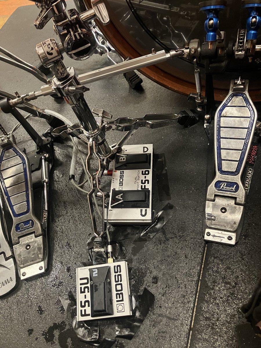 BOSSページ Boss FZ-1W Waza Craft Fuzz Pedal | Sweetwater