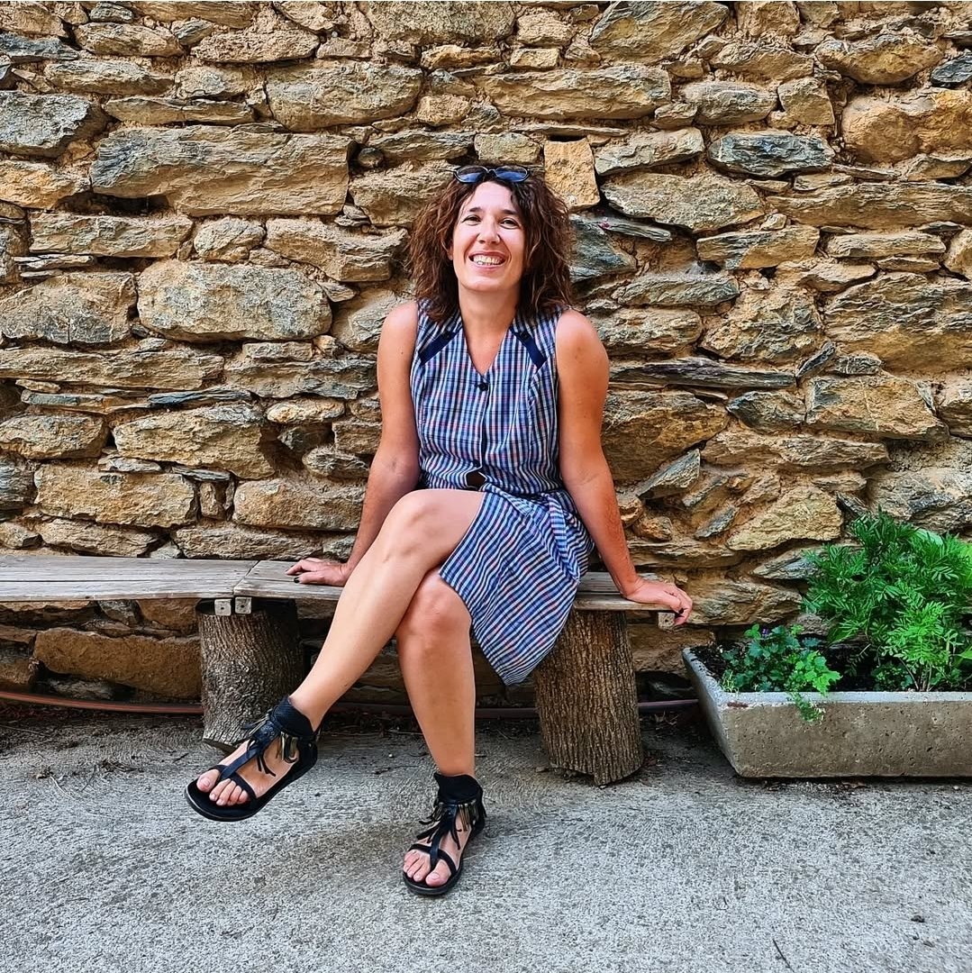 martalluvich's tweet image. Altron, 2022
París, 2025
 🤣🤣🤣
Però el millor Club de la bata està a Altron. Jo sóc una aprenenta.