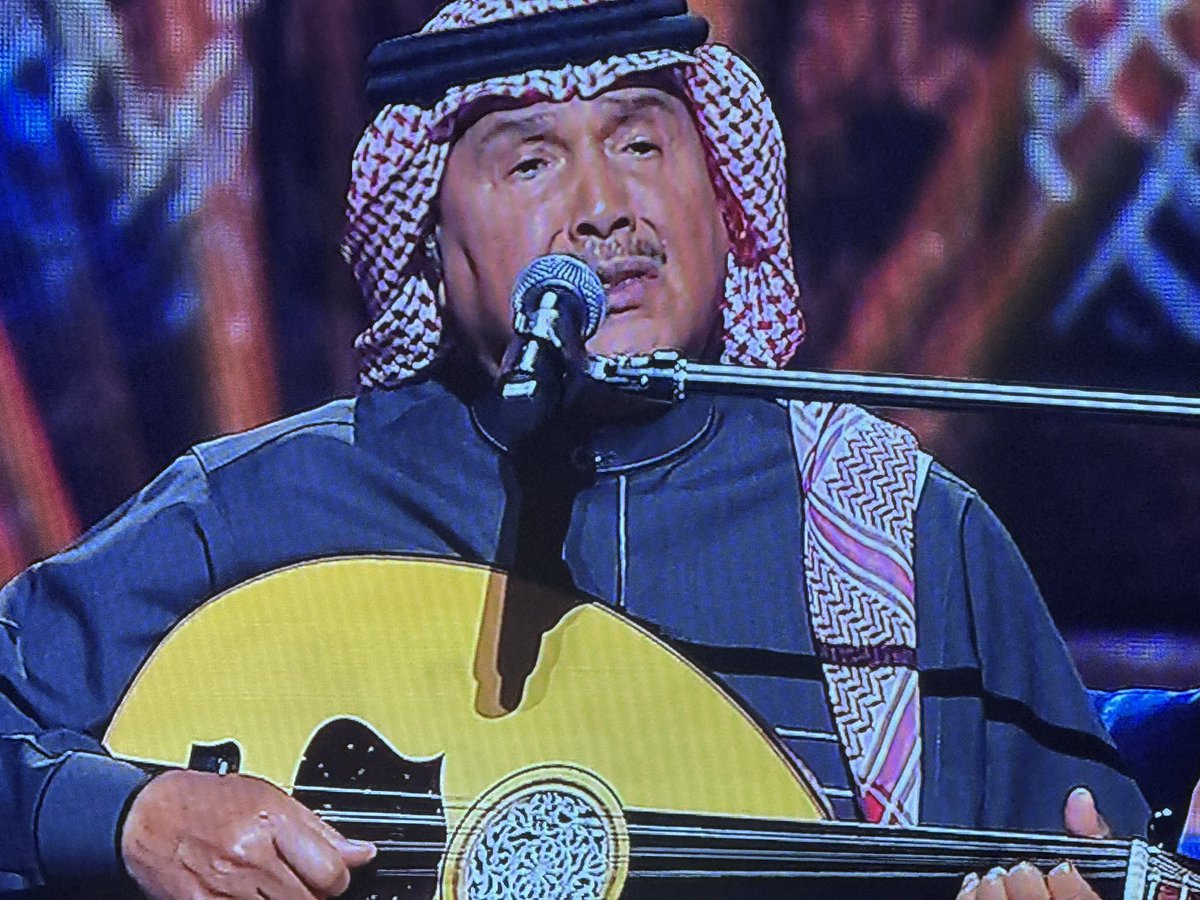 نحبك بكل حالاتك يا الغالي بو نورة. ماتشوف شر