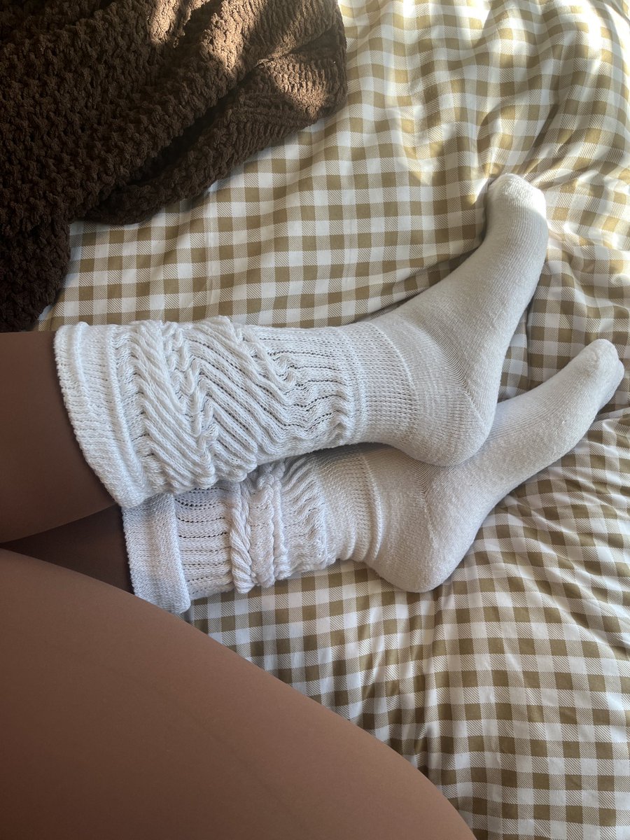 spoilprncss's tweet image. if slouch socks didn’t turn you on before, they do now…