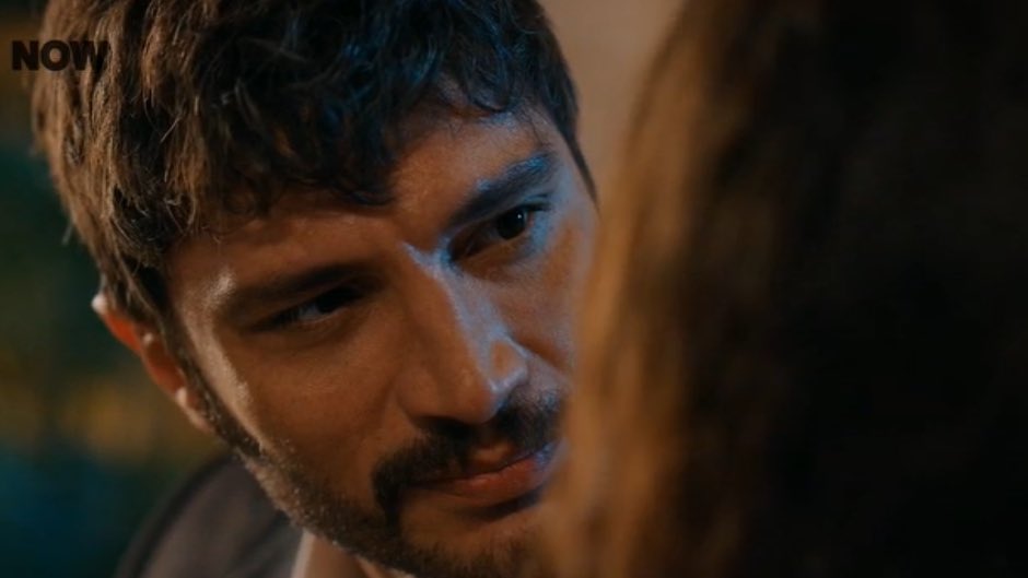 mariyaoxx's tweet image. “listen, look how quiet, how calm, tonight all these people in the konak sleep soundly because of you”
“i wish everyone saw it like you”
“you don’t need anyone, i am here”
THEY WILL NEVER LET ME LEAVE THIS DAMN DIZI
 .⋆ #HalefKöklerinÇağrısı ⋆ #YılSer ⋆.