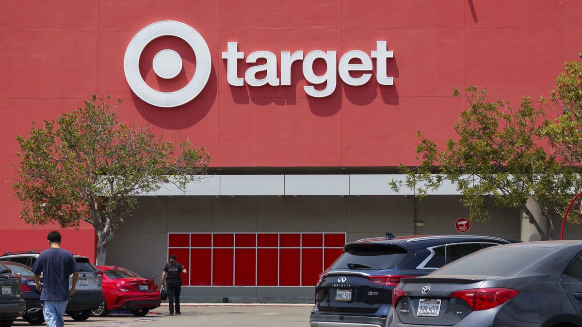 🔵MARKETEVANS: TARGET annuncia il taglio di 1.800 posti di lavoro a livello corporate, i primi licenziamenti significativi in un decennio.