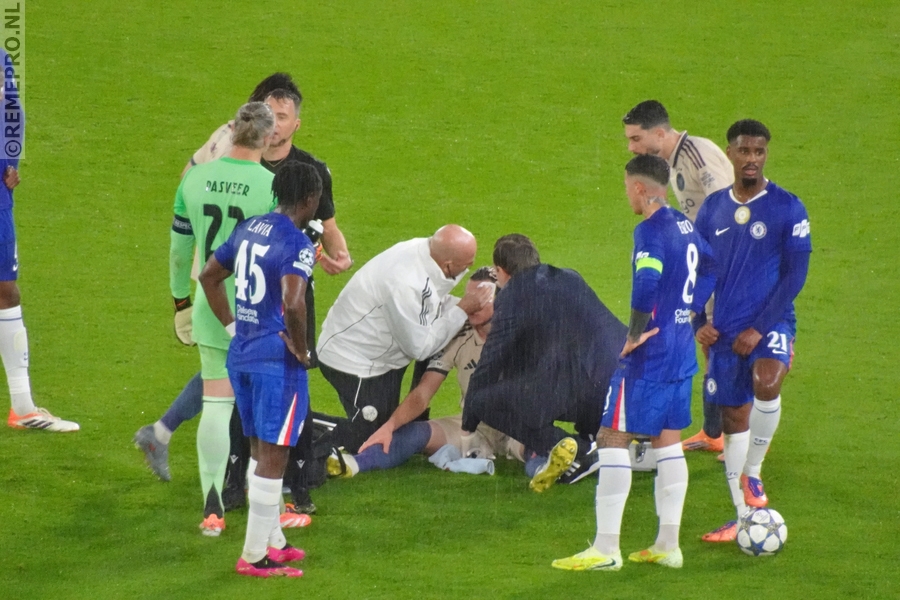 remepro_nl's tweet image. Het fotoverslag van Chelsea - Ajax staat online op ajaxfotoside.nl #cheaja