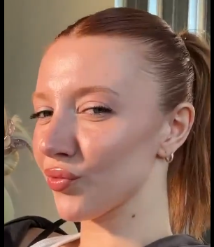 Bitti denilen günü rekor storyle kapattırdı. teşekkürler anne 🙏 soruların kalitesi falan her şey çok güzeldi