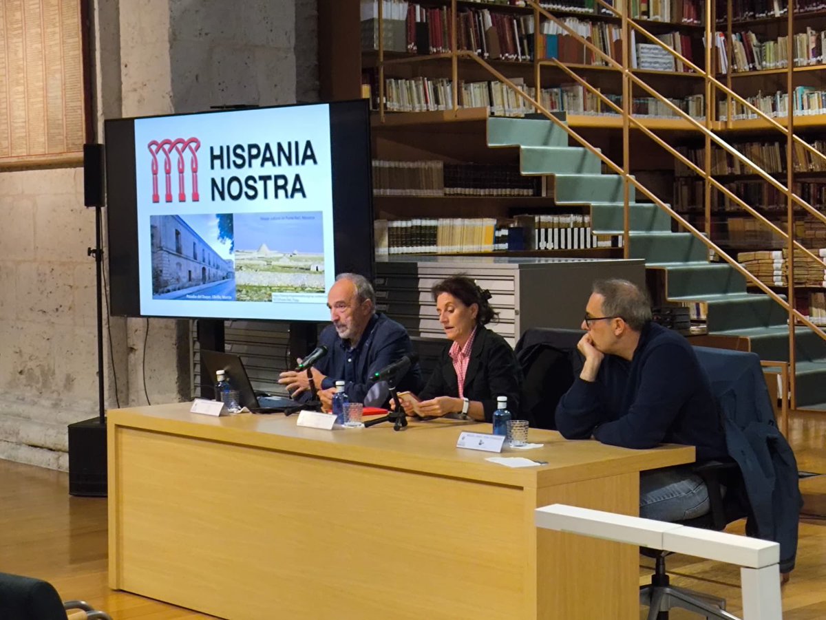 Muchas gracias a <a href="/HispaniaNostra/">Hispania Nostra</a> , al archivo municipal de Valladolid y a los asistentes por la jornada de hoy conociendo un poco más sobre la defensa del patrimonio