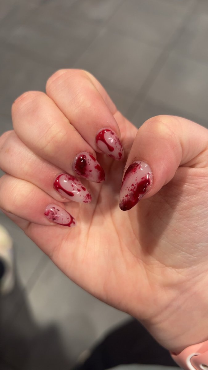 greenworm6844's tweet photo. Halloween nails unlocked https://t.co/k1YXP6UdDV