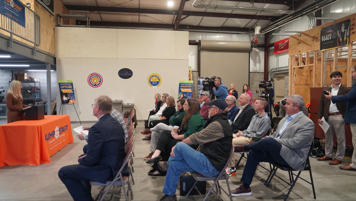 Carrie Smith tweet media