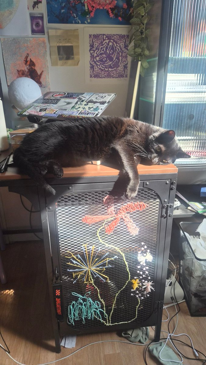 HiMeIsDo's tweet image. Alors que pour 150euros par mois GRAND MAX vous avez ce genre d'amour pendant 10 a 20 ans nah le débat est meme pas un peu dur