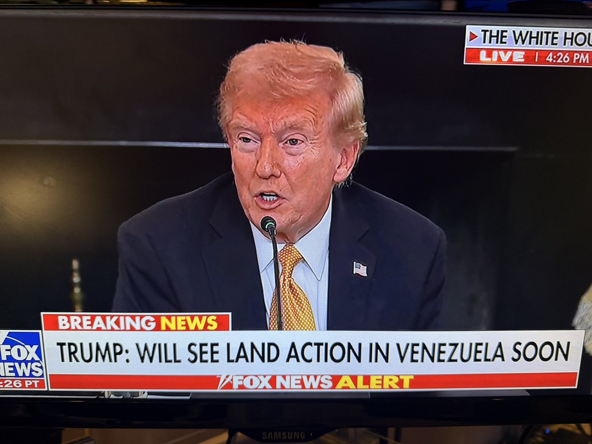 #Urgente - Pronto veremos acciones en tierra en Venezuela , dice <a href="/realDonaldTrump/">Donald J. Trump</a>