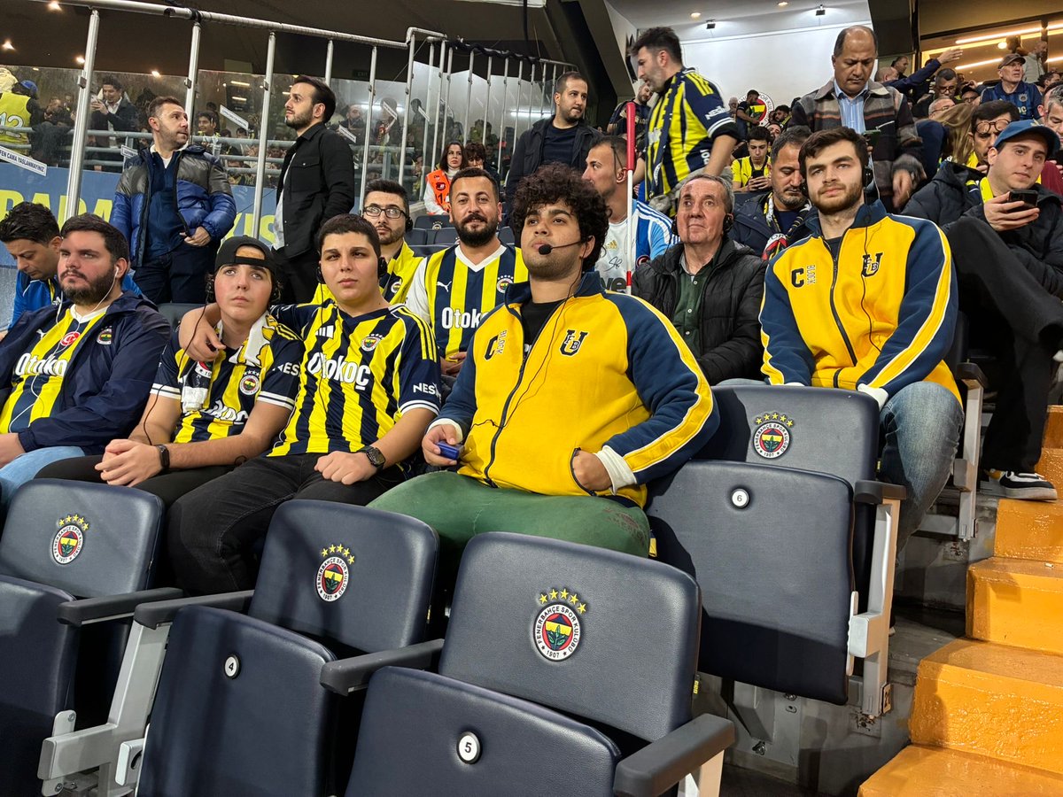 #ÜnifebCares projeleri kapsamında yürüttüğümüz "Görmezden Gelme" projesini Fenerbahçe - VFB Stuttgart maçında gerçekleştirdik.