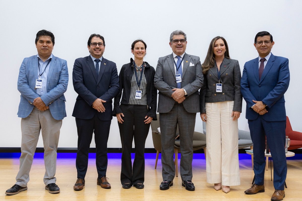 Universidad Espíritu Santo tweet media