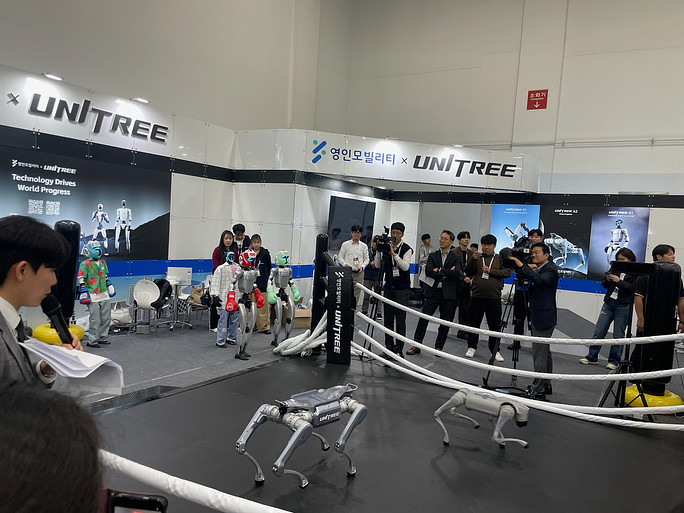 InnoTechToday's tweet image. Day 2 is in the books at #FIX2025 in Daegu, and the energy is electric! 

Don’t miss out on more updates as the show continues through October 25!

#FutureInnovationTech #Daegu #AI #Mobility #Robotics #TechExpo #technews #technology #TechInnovation #trending #trendingnow #mjbiz