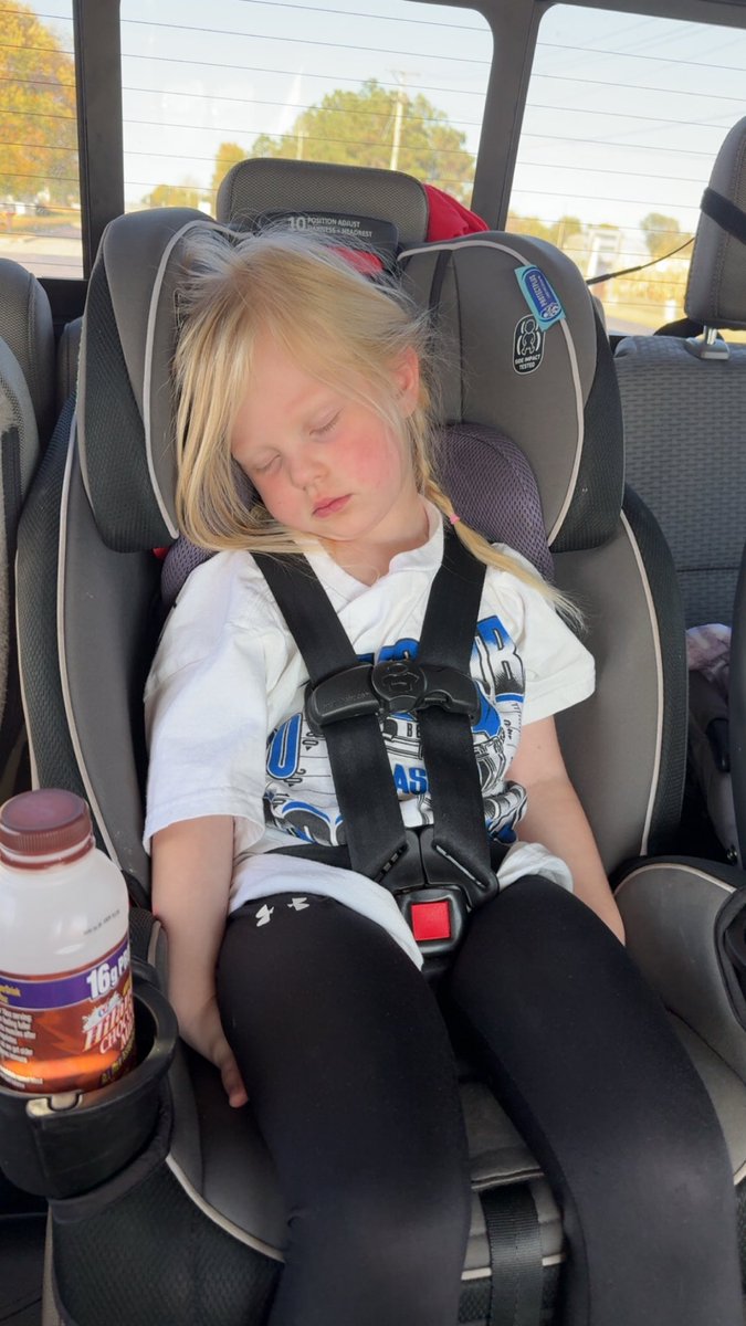 8by80Podcast's tweet photo. Playoff road trips are hard just ask one of the junior 8by80 members π
We hope everyone has a safe and restful trip to and from their games tonight!
#8manfootball #playoffs #chocomilk https://t.co/a4VCuyLJQ9