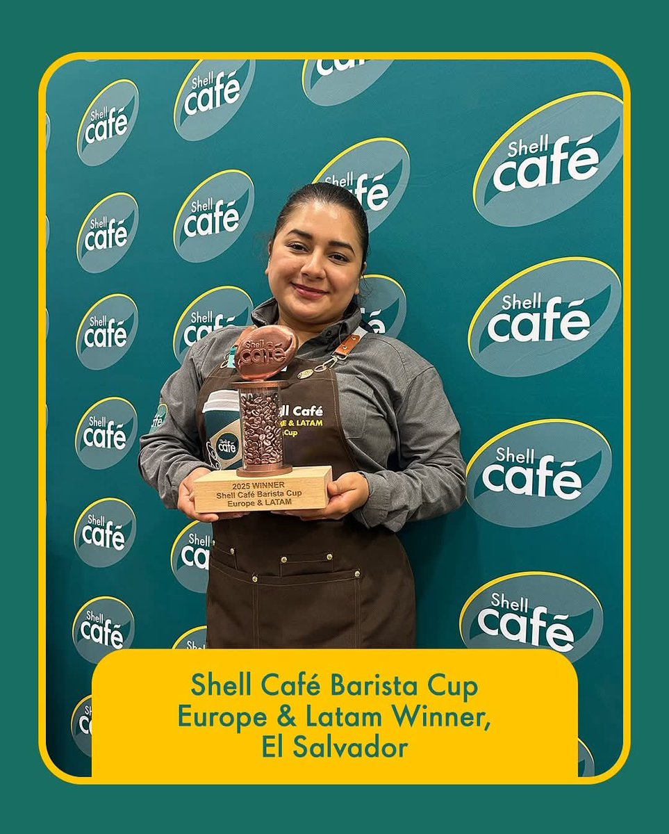 Canal26ElSalv's tweet photo. #Internacional #ShellCafe
Orgullo salvadoreño en la Barista Cup Europe &amp; LATAM 📷📷
Shell Café El Salvador ganó el tercer lugar en esta prestigiosa competencia internacional, destacando por su talento, pasión y compromiso y que la dedicación salvadoreña trascienden fronteras. 📷 https://t.co/HoOFbjdvSt
