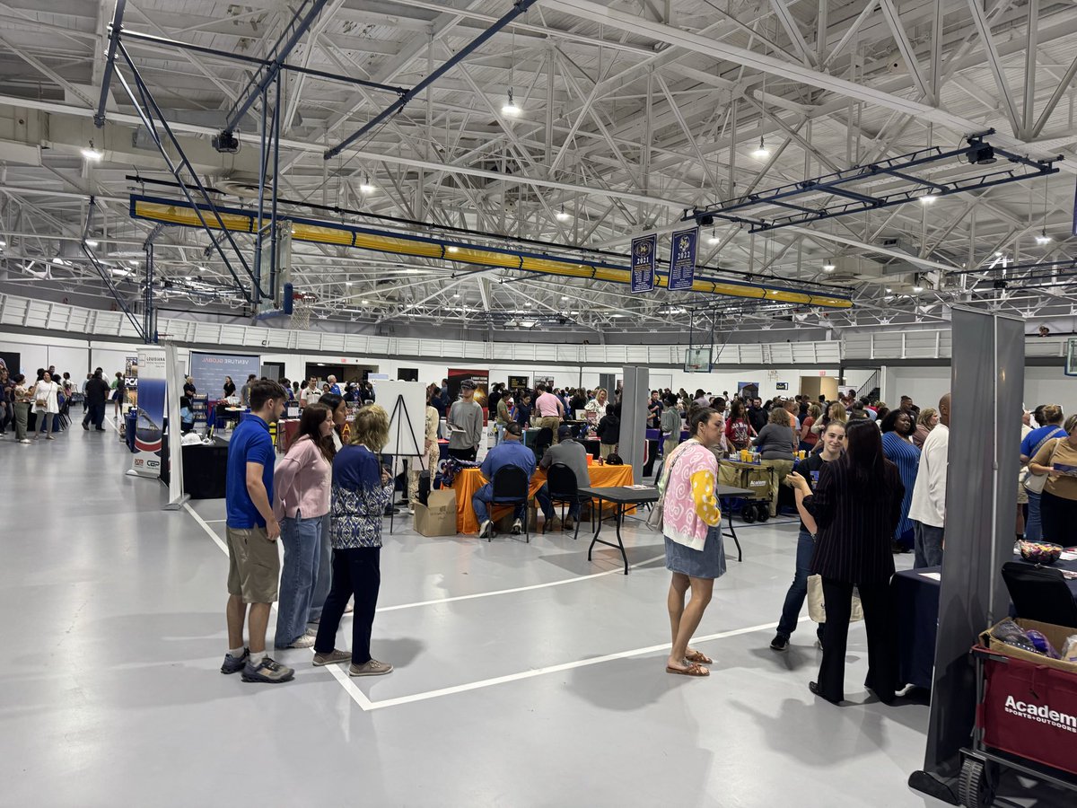 LiUNA_OVSS's tweet photo. Members of Local 692 proudly represented LIUNA at the Calcasieu Parish College and Career Fair at McNeese State University in Lake Charles this week, helping students discover the power of union careers that build strong communities. #FeelThePower #LIUNA #Local692 https://t.co/glLI7vc8So