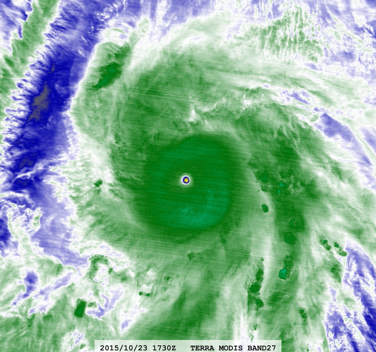 zeb199818's tweet photo. Hurricane #20L #Patricia 10-year Anniversary
Satellite: #TERRA #MODIS
Channel :
BAND-27 (6.715 µm)
BAND-31 (11.030 µm) 1-km
Time : 2015/10/23 1730Z
Eye Temp (IR) : 25.72876 °C
Eye Temp (WV) : -9.074 °C
CPA : ~310 km
Aircraft Observation :
1733Z 883mb/45kt FL 192KT https://t.co/8OhFjRxoSW