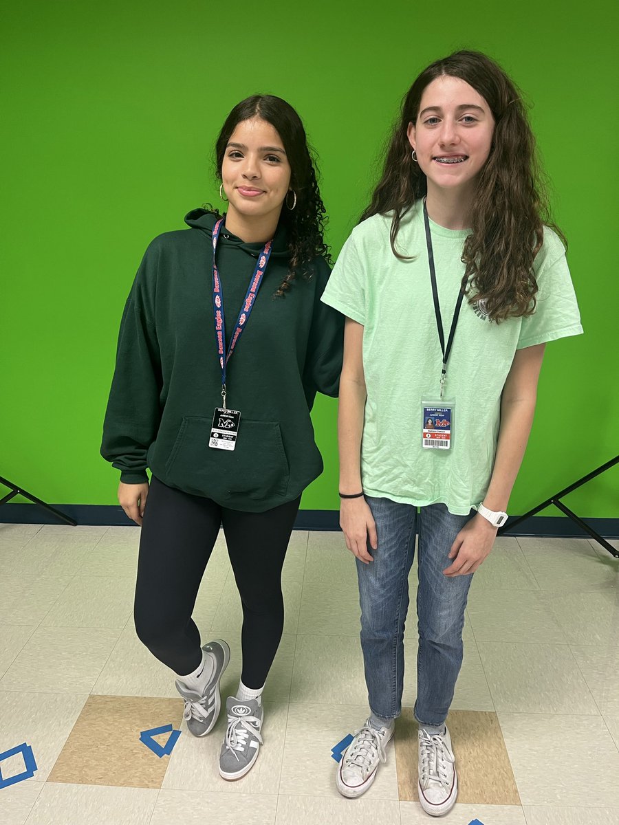 BerryMiller_JH's tweet image. 💚Green is more than just a color. It symbolizes #Responsibility. This important character trait includes being self-disciplined, listening to others &amp;amp; being accountable for your words, actions, &amp;amp; attitudes. Inspire each other! @CHARACTERCOUNTS #CharacterCountsWeek #DoWhatsRight