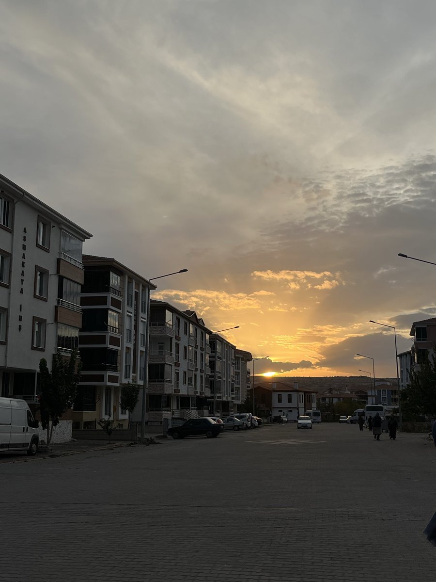 semiha (@semihagnr) on Twitter photo 