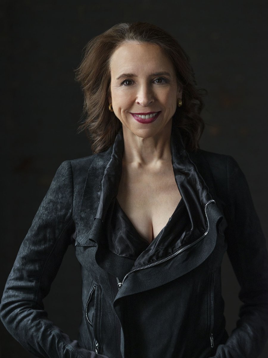 👑In every issue of Femdom Royalty, we review a book about Female Domination. We couldn't think of a better way to kick off the first issue than Bold Strokes by <a href="/JaneEBoon/">Jane Boon Ph.D. - BOLD STROKES & EDGE PLAY</a> in her sequel of #EdgePlay 

Read the exclusive review here: magcloud.com/browse/issue/3…