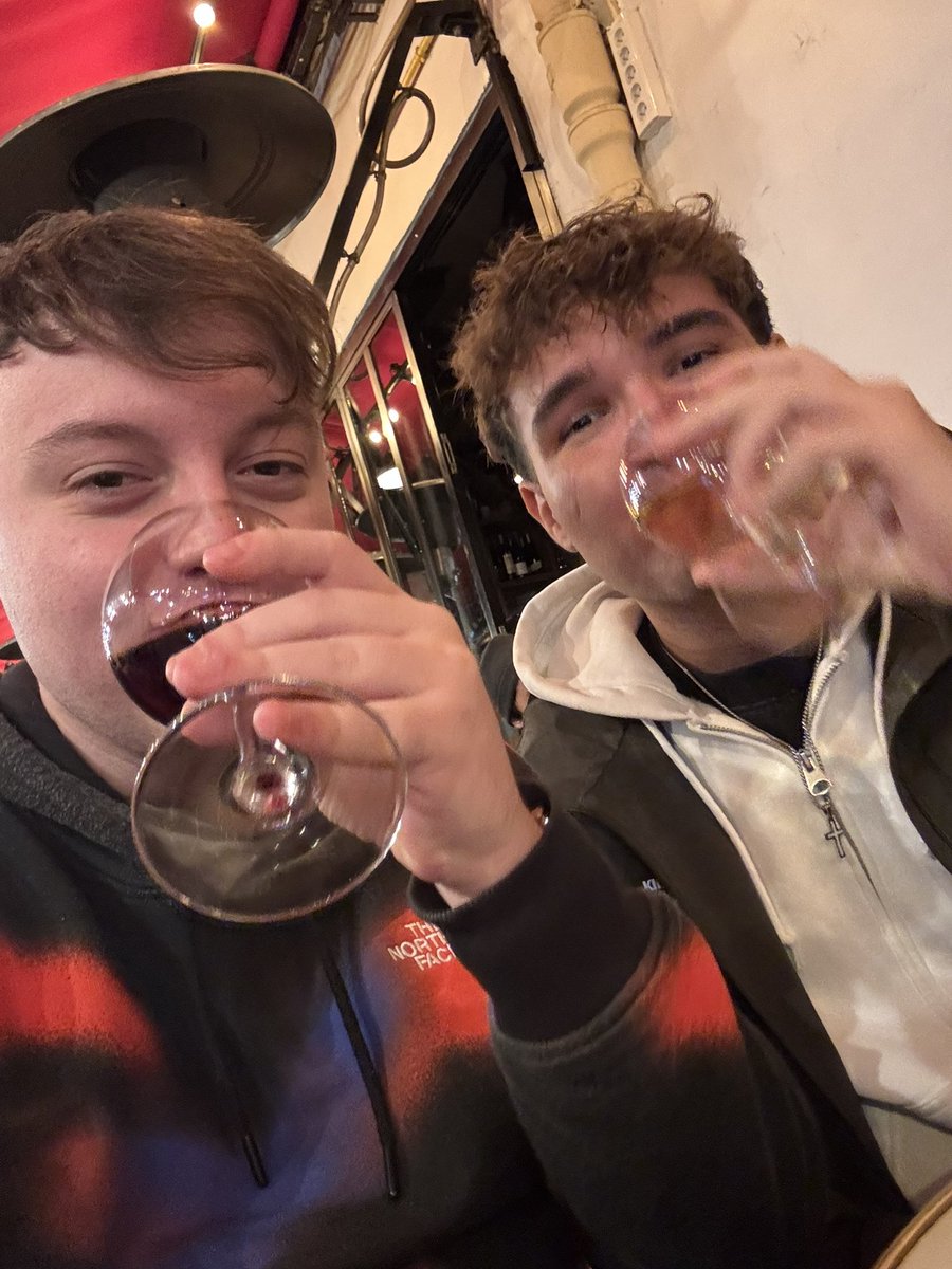 Unc Main Supports on the wine <a href="/CNYXC_/">cnyxc</a>