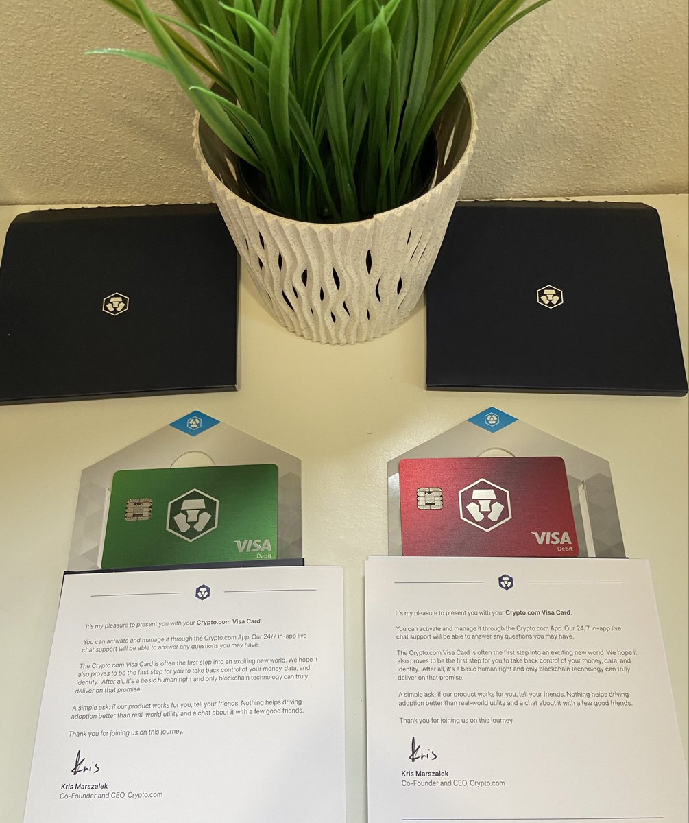 luca87m's tweet photo. Leaving the benefits aside and looking only at the aesthetics, which of my two cards do you prefer?
Write in the comments #Crofam
#Cryptocom #Cro #Jadegreen #Rubysteel #Cryptocard #Cashback https://t.co/eN2EFHn0fl