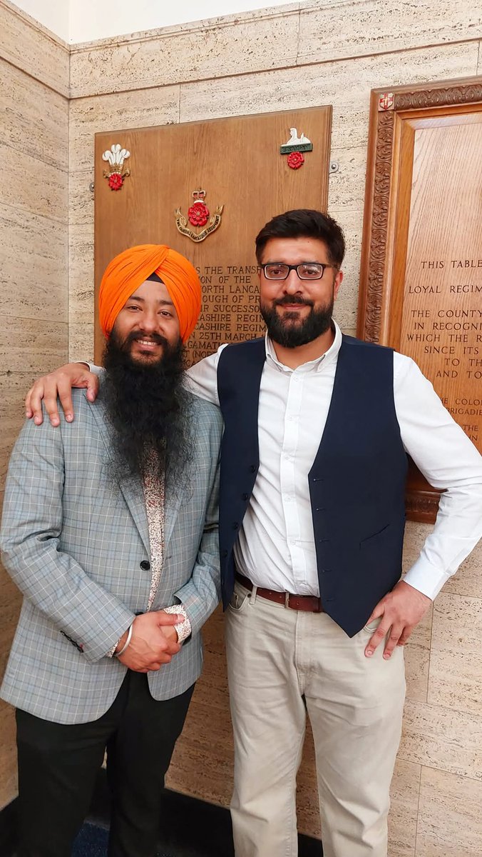 nadeem_ashfaq1's tweet image. Happy #Diwali to my #Hindu and #Sikhfriends.