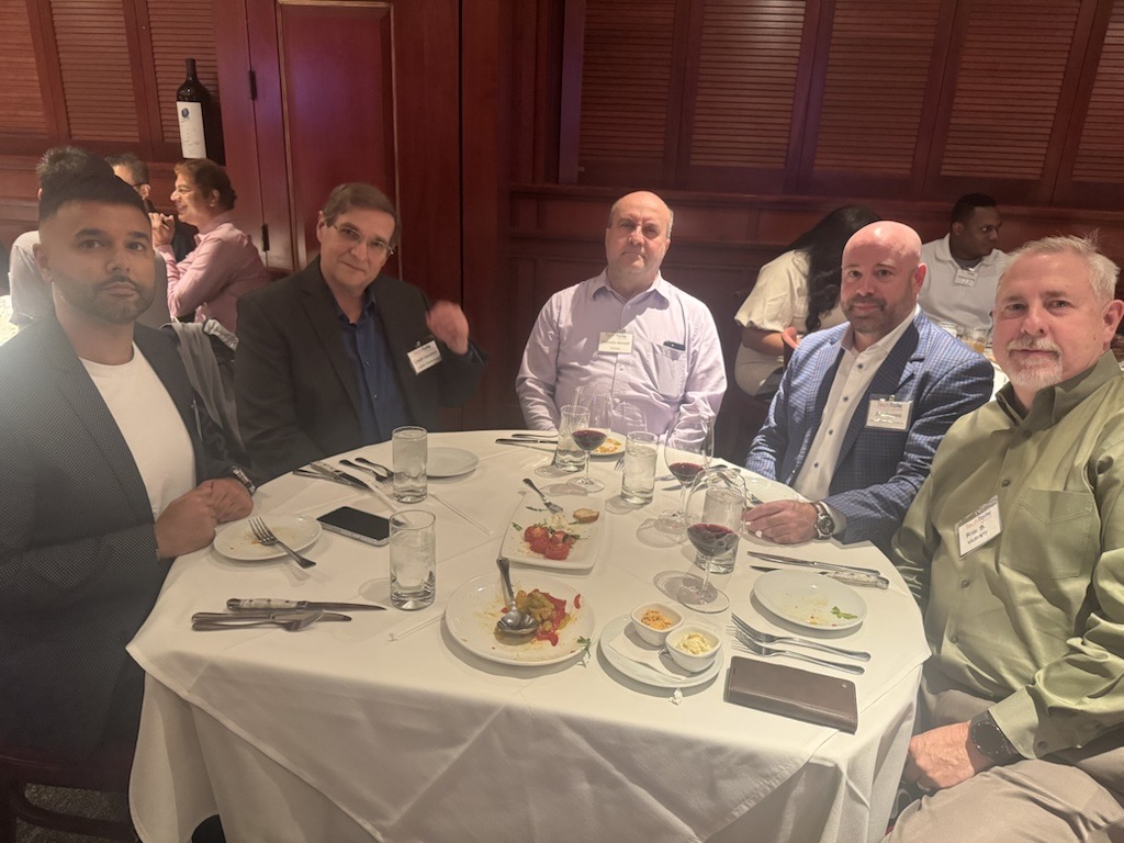 techtalksummits's tweet image. We had a fantastic #TechExec Summit last night at Fleming’s Prime Steakhouse &amp;amp; Wine Bar in Raleigh, NC!

Attendees gained actionable insights from Nadia Hansen, Global Digital Transformation Executive at Salesforce. A big thank-you to our sponsors, @GoogleCloudTech, and #Panzura,…