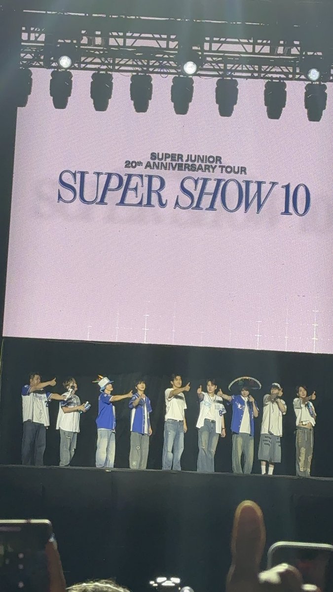 I vote for #SUPERJUNIOR on #2025MAMAVOTE