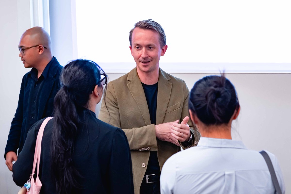 ✨ At “Powering Your Startup with AI: A Deep Dive Into Gemini,” NYU founders heard from Google's Amanda Hyman and Christian Samuelson, who walked through some of their most advanced AI tools yet.

💡 Learn more about the workshop, and our key takeaways at: nyusternberkleycenter.com/2025/10/google…