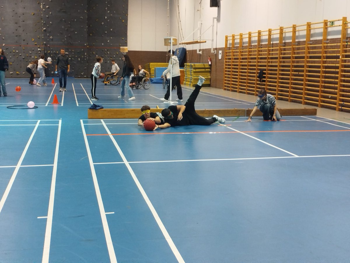 RSUVa: asuntos.sociales@uva.es tweet media