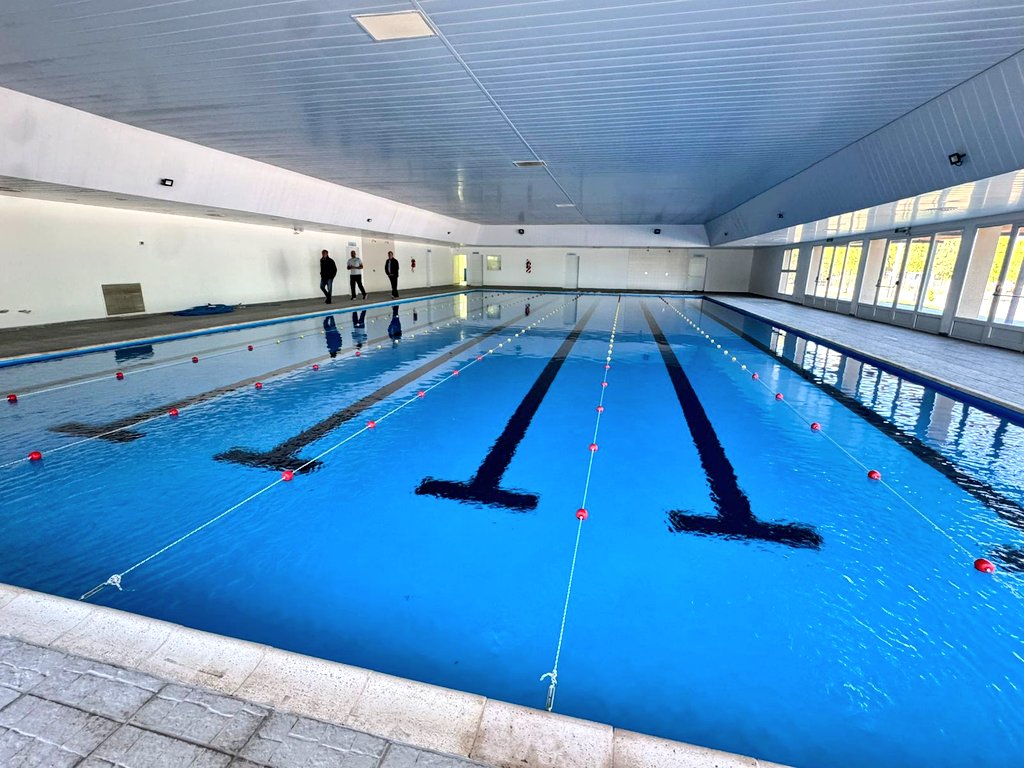 TRAS AÑOS DE INACTIVIDAD, LONCOPUÉ VUELVE A TENER SU NATATORIO

El natatorio del CEF N°20 de Loncopué, una obra que permaneció paralizada durante años, pronto volverá a estar al servicio de toda la comunidad gracias al trabajo y al esfuerzo de los neuquinos.

Pudimos concretarla