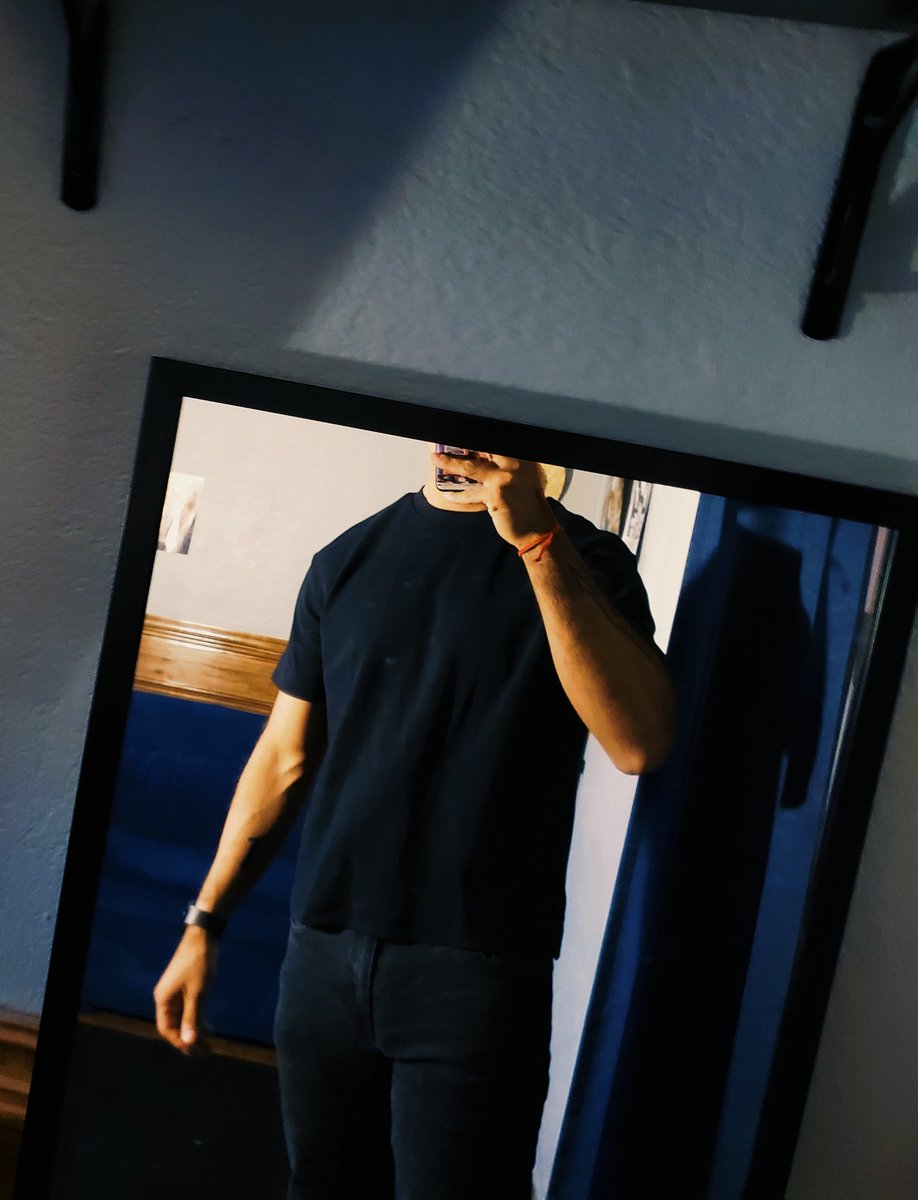 Hey (all black fit edition)