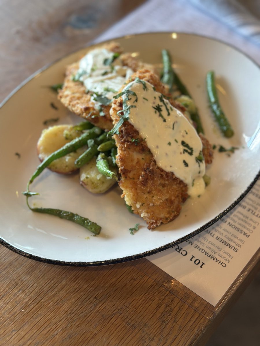 All set for <a href="/Coach_Franke/">Josh Franke</a> Show from <a href="/101craftkitchen/">101 Craft Kitchen</a> - Westerville/Polaris LIVE at 6:00PM!
Great food here at 101!

Host <a href="/brentcford/">Brent C. Ford</a> enjoying a pre-show meal!

<a href="/WCHS_Football/">WCHS 🏈 Warhawks</a> <a href="/Athletics_WCHS/">WCHS Athletics</a> <a href="/dsayre32/">Dawn Sayre</a> <a href="/MinkePxP/">Wes Minke</a>