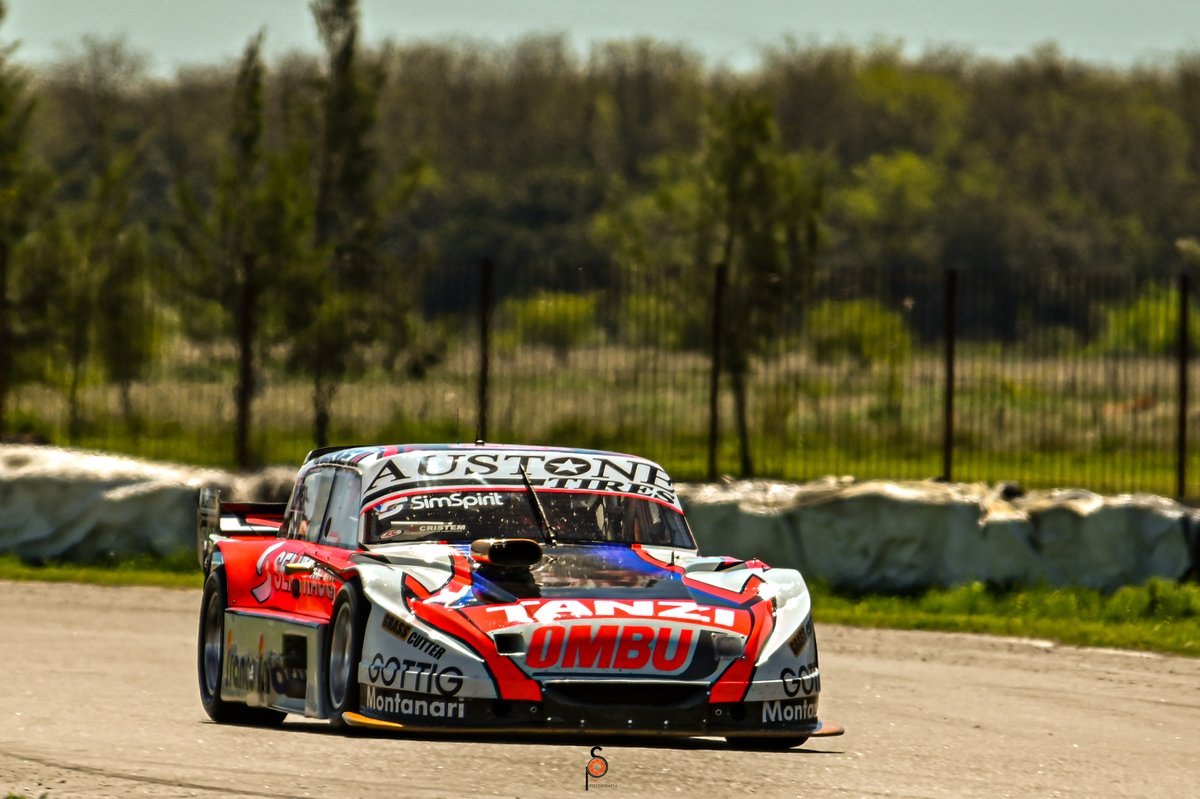 Manuborgertok tweet media