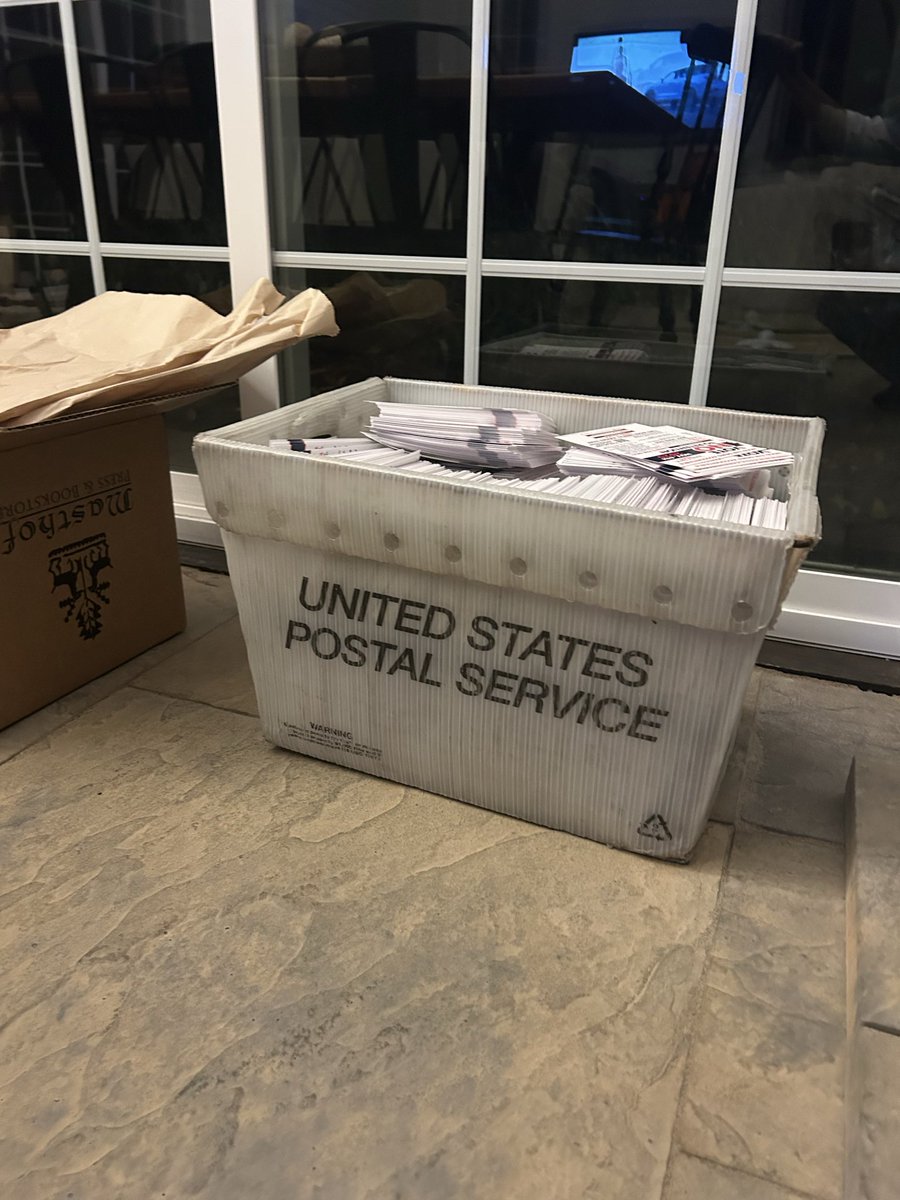 traulbach's tweet image. While canvassing Amish homes today my phone rings.
It’s an Amish man. He got the letter we sent out with voting info, rides, phone numbers and VOTE NO.
He says he knows how important it is to vote after reading our letter.
Says he and his wife will be going out of town Sat…