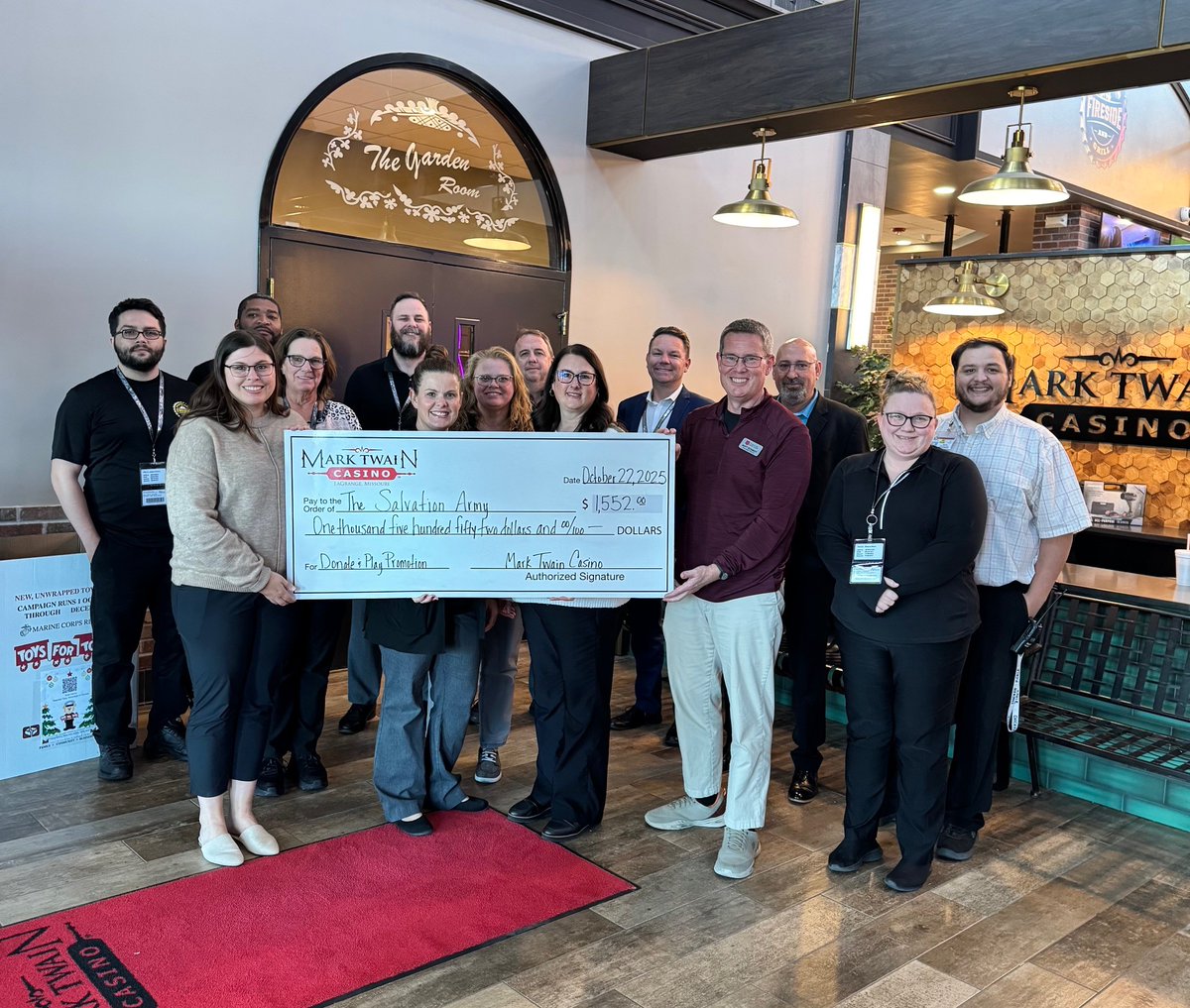 MarkTwainCasino's tweet image. We’re proud to share that, together with our amazing guests, Mark Twain Casino raised $1,552 for The Salvation Army through our Charitable Donation promotion! ❤️ #CommunityStrong #GiveBack #MarkTwainCasino