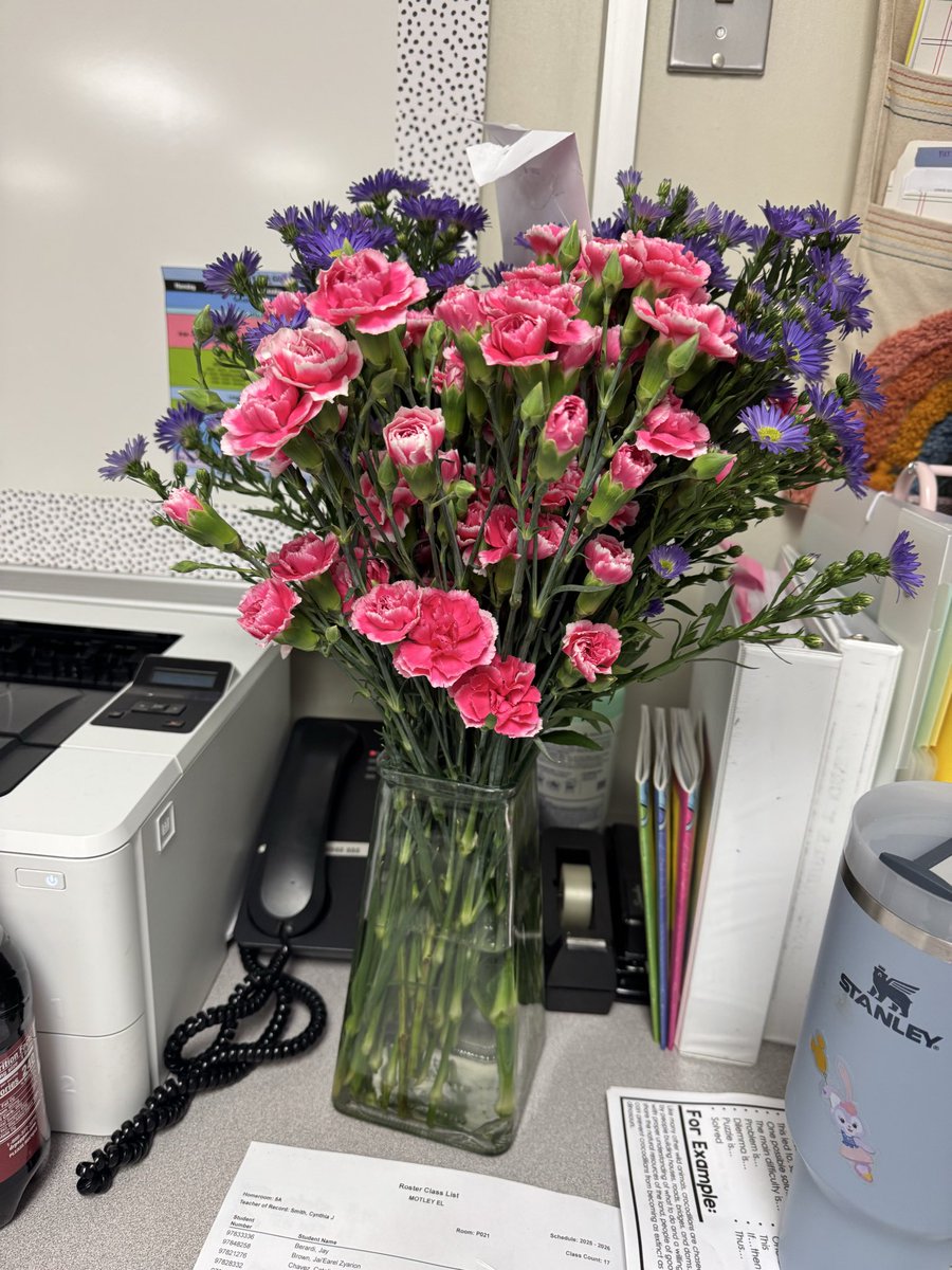 ms. vasquez tweet media