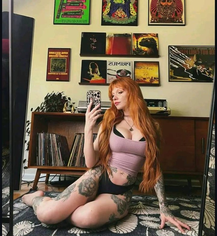 Imagine, you're ringing on my doorstep as you smell me in real service for a day.

What do you think would be your first assignment after I saw the lower creature?
Looking forward to your answers in comments section