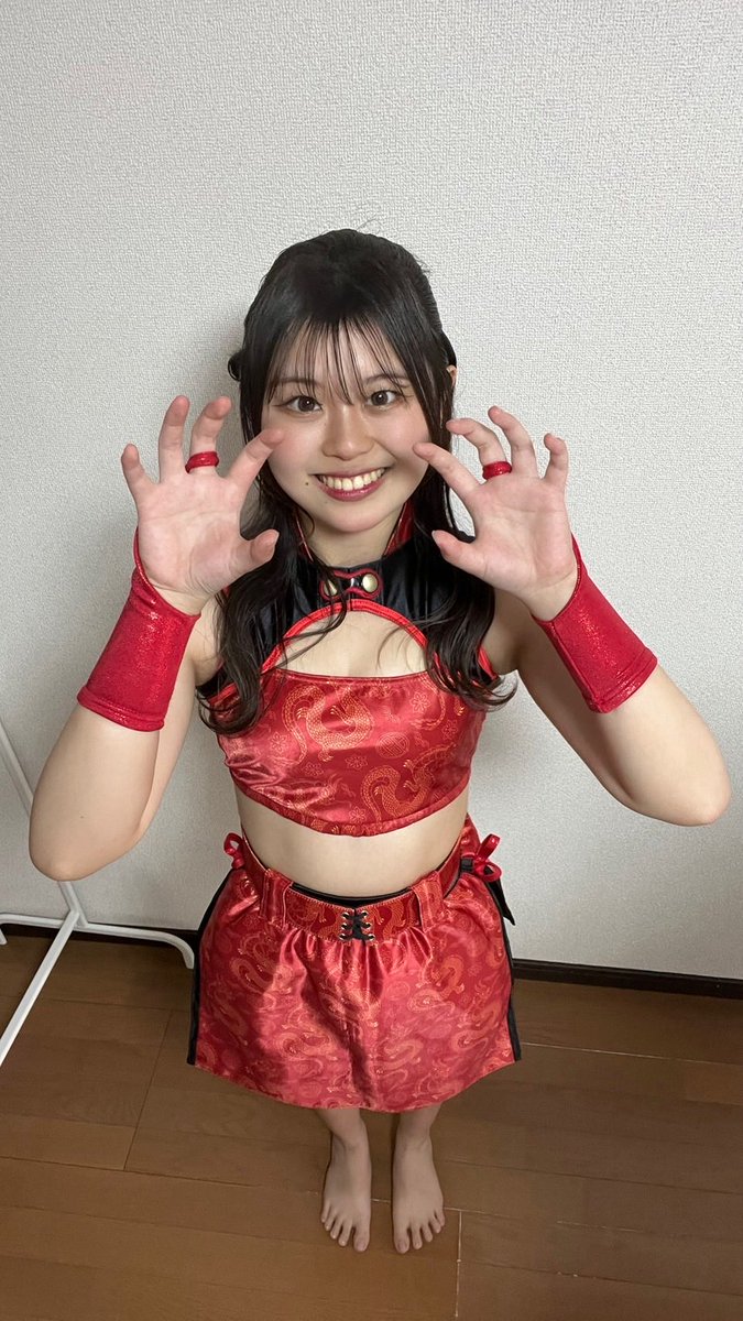 YFk94xVgGE061Zf's tweet photo. 10月26日 18:00～の365Radioは📻
11月1日～3日まで行われる香椎祭(九産大学祭)が行われる
プロレス研究部から部長のリアル・ペチャ・リブレ
と現役学生チャンピオン モジャコング
期待の現役学生 ムーニー万太郎
の3人をゲストに迎えお送りします✨️

お楽しみに‼️ https://t.co/10YQV1Fy3K