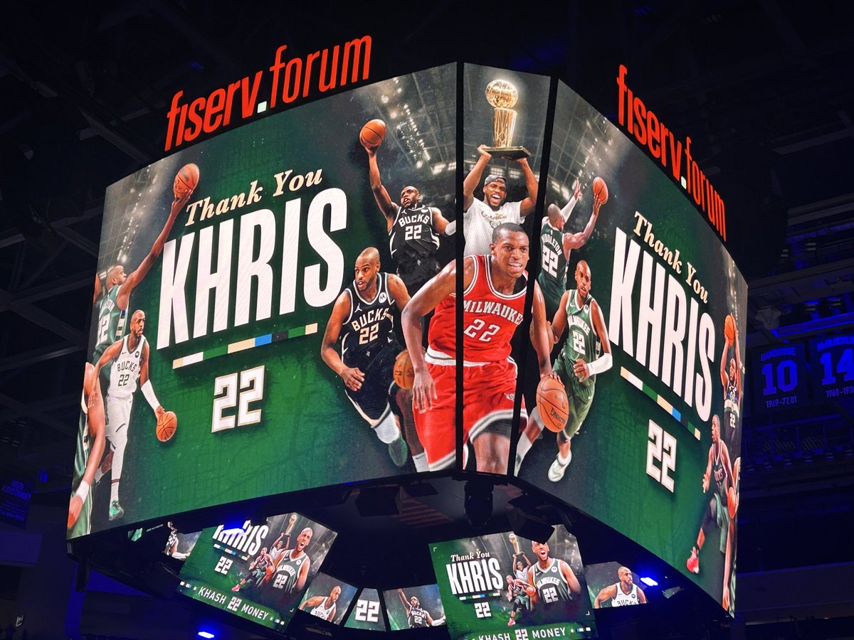 Milwaukee.. hard to put last night into words but the love was felt! I appreciate the warm welcome back... Will forever be a special place for me!! Thank you for an unforgettable night!