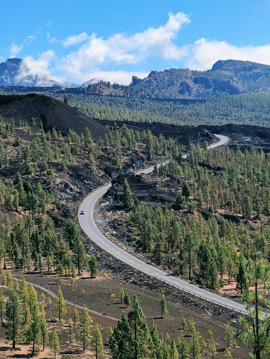 AuroraUnrealis's tweet image. Продолжаем покорять вулканы