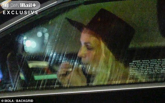DailyMailCeleb's tweet image. Britney Spears risks her life on messy night out: Shock video of new 'spiral' after Kevin Federline's book