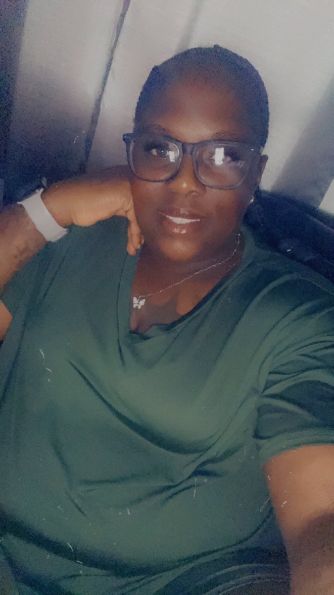 prettyandsheta1's tweet photo. This that good 🍫🍫🍫😩😩😘😘😘😘👅👅 https://t.co/6bR8q0WSFd